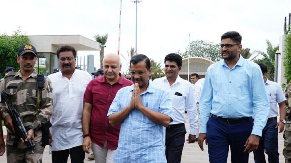 બે દિવસ માટે ગુજરાત આવી રહેલા Kejriwal હવે કયું ‘ગેરંટી કાર્ડ’ ખોલશે? gujarattak