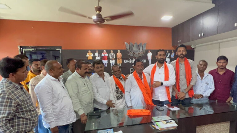 Amreli જિલ્લામાં કોંગ્રેસને મોટો ફટકો, બગસરા તાલુકા પંચાયતના ઉપપ્રમુખ જોડાયા ભાજપમાં bagasra taluka panchayat