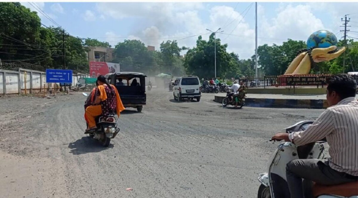 ભ્રષ્ટાચારનો રોડ !!! કચ્છમાં નવો બનાવેલ રોડ એક મહિનો પણ ના ટક્યો Road