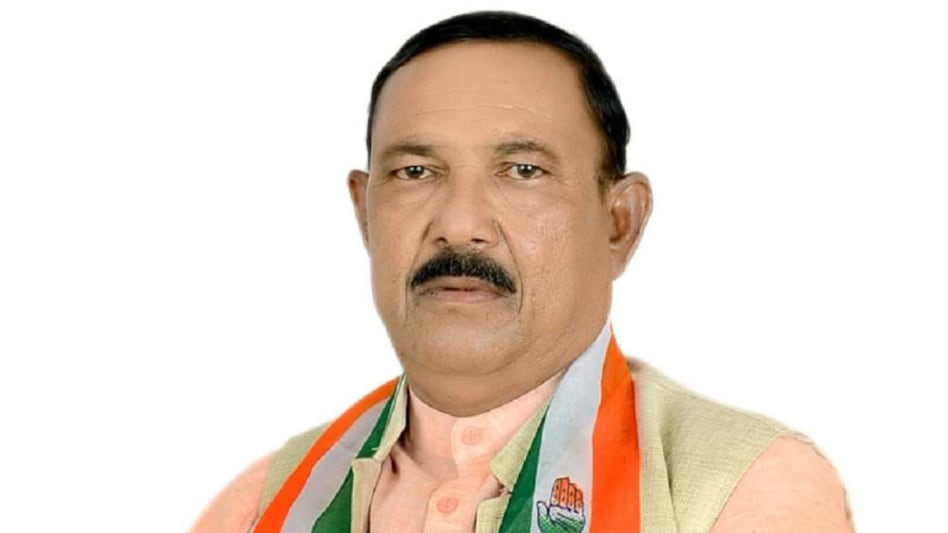 મહિસાગર જિલ્લામાં કોંગ્રેસની વધી ચિંતા, આ દિગ્ગજ નેતાએ આપ્યું રાજીનામું udesinh