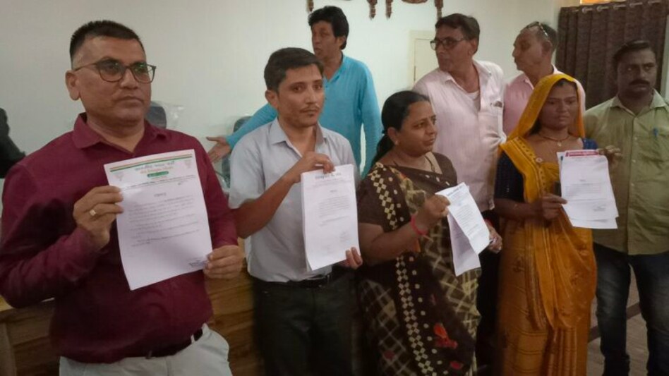 સિદ્ધપુરમાં વિકાસ ન થયાના આક્ષેપ સાથે 4 કોર્પોરેટરોનું રાજીનામું, BJPના જ સદસ્યે લગાવ્યો ગંભીર આરોપ gujarattak