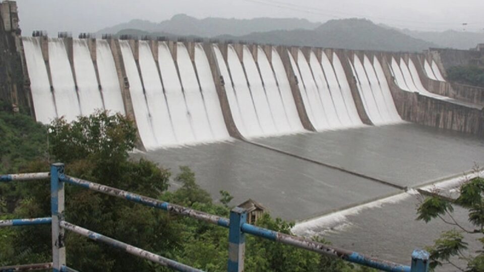 ઉનાળાનું સંકટ ટળ્યું! સરદાર સરોવર ડેમ ઓવરફ્લો થવાની તૈયારીમાં, મુખ્યમંત્રી વધામણા કરવા કેવડિયા જશે gujarattak