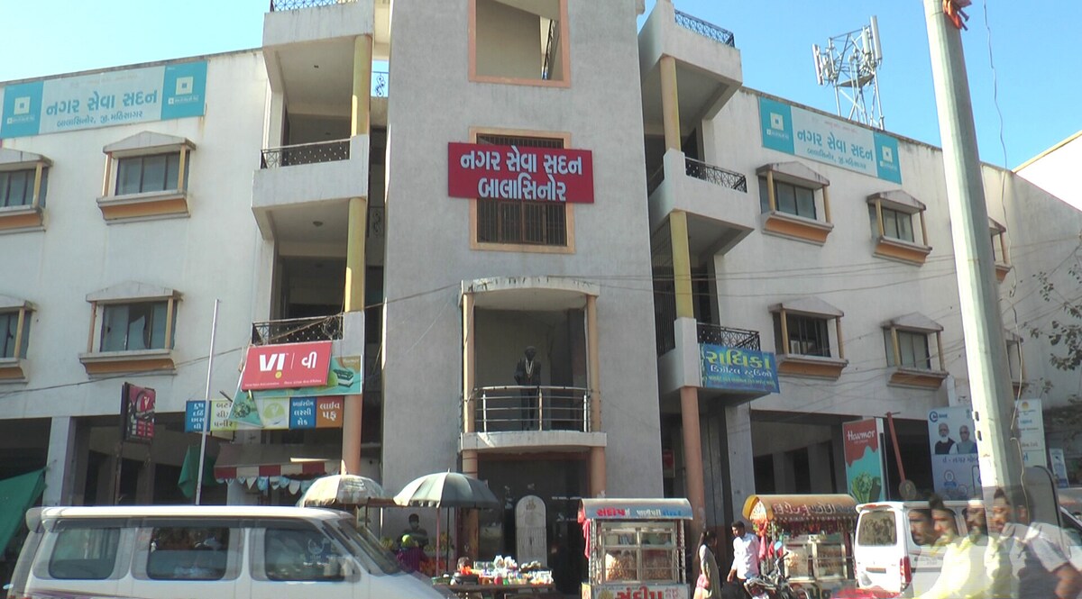 વિકાસ કાર્યો માટે ગ્રાન્ટ ફાળવવા છતાં અધિકારીઓ વાપરતા નહોતા, કંટાળેલા ધારાસભ્યએ જુઓ શું કર્યું? gujarattak