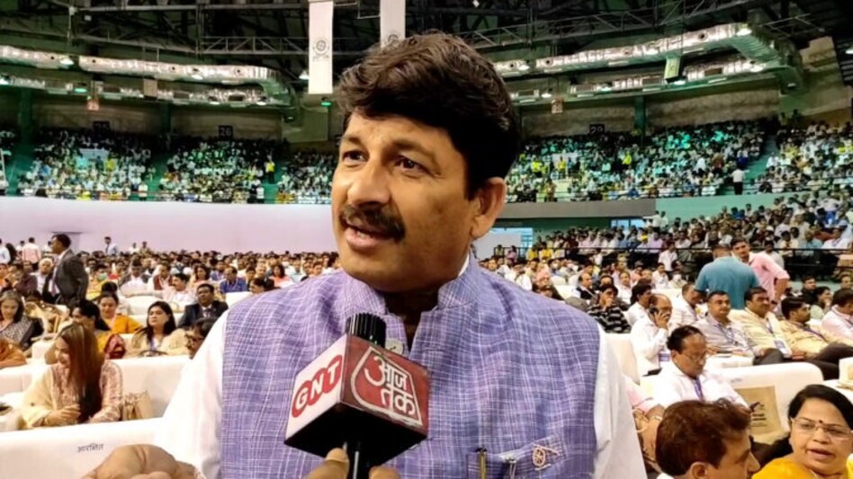 નરેન્દ્ર મોદીની 56 ઈંચની છાતી છે અને કેજરીવાલની 56 ઈંચની જીભ છે, મનોજ તિવારી કેમ આવું બોલ્યા? gujarattak