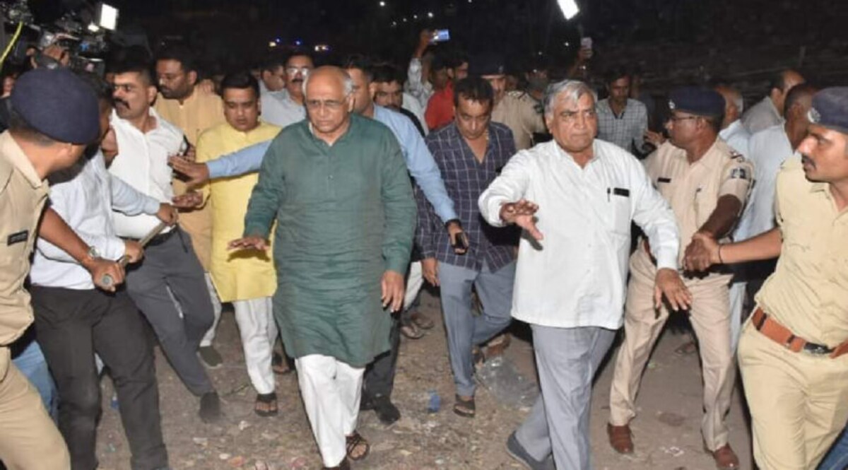 મોરબી દુર્ઘટના: મુખ્યમંત્રી અને ગૃહમંત્રી પહોંચ્યા ઘટના સ્થળે, હોસ્પિટલની લીધી મુલાકાત gujarattak