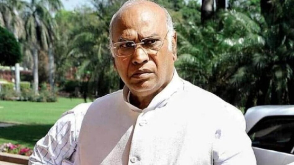 મોરબી દુર્ઘટના: કોંગ્રેસ અધ્યક્ષ ખડગે દુ:ખ વ્યક્ત કર્યું, જાણો શું કહ્યું ગુજરાત કોંગ્રેસને gujarattak