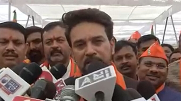 અનુરાગ ઠાકુરે લહેકા સાથે ગુજરાતીમાં કરી આ વાતઃ રાહુલ ગાંધીની ભારત જોડો યાત્રા અંગે જાણો શું કહ્યુંઃ Video gujarattak