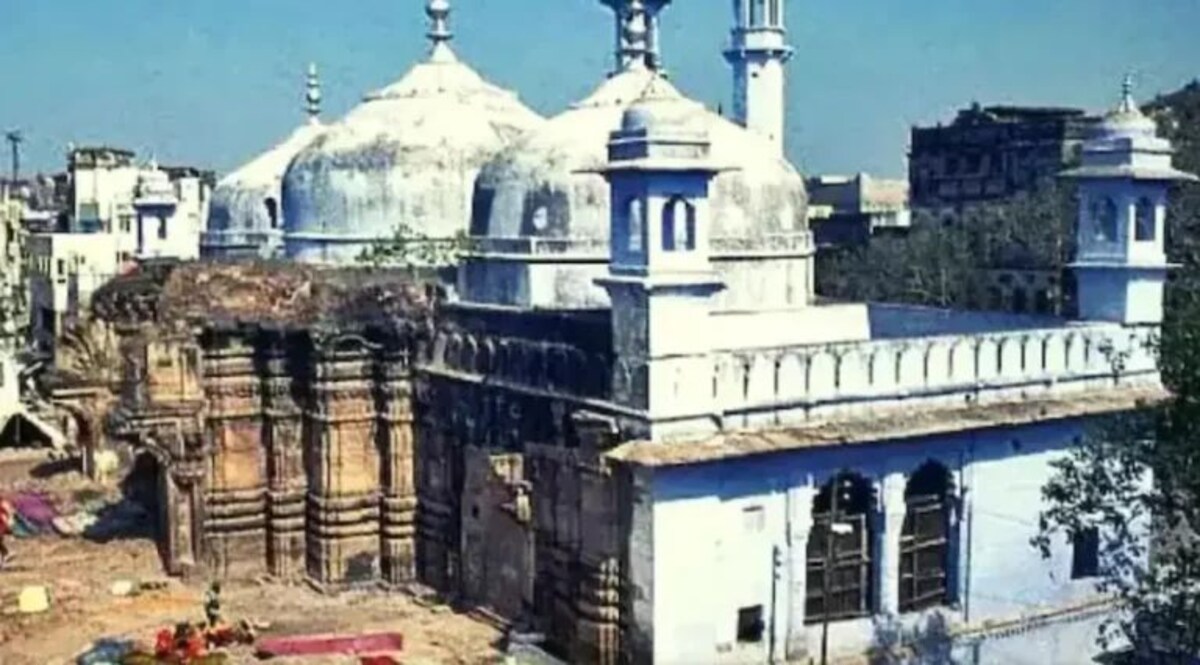 જ્ઞાનવાપી કેસઃ મુસ્લિમ પક્ષની અરજી ફગાવી, વારાણસી કોર્ટે મામલો સુનાવણી યોગ્ય માન્યો gujarattak