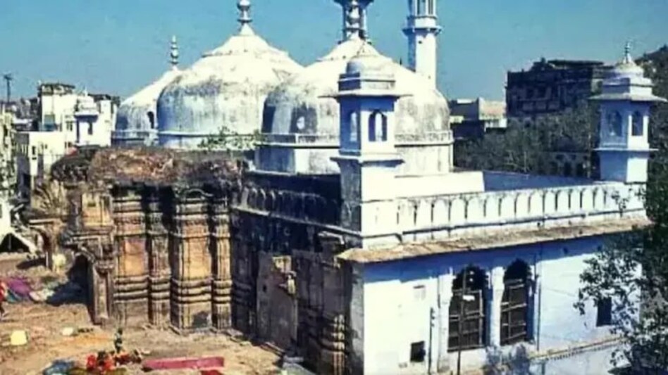 જ્ઞાનવાપી કેસઃ મુસ્લિમ પક્ષની અરજી ફગાવી, વારાણસી કોર્ટે મામલો સુનાવણી યોગ્ય માન્યો gujarattak