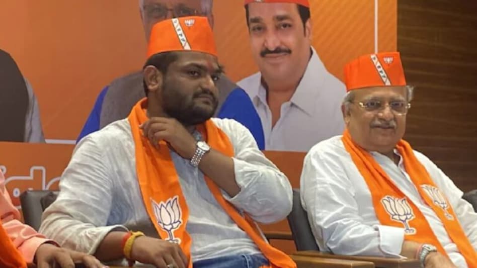 હાર્દિક પટેલની વિરમગામથી ટિકિટ લગભગ નક્કી, BJPની બેઠક પછી મોડી રાત્રે ફોન રણક્યો અને… gujarattak