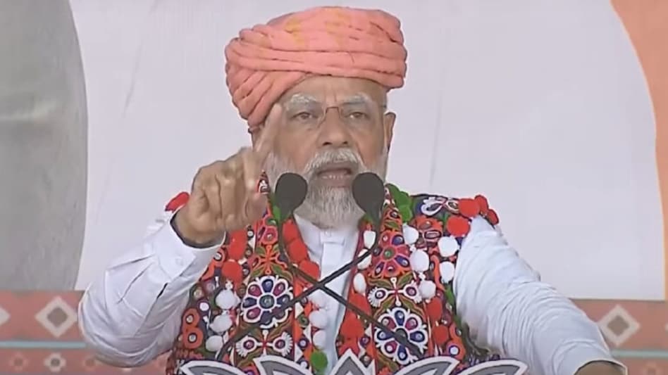 ભવિષ્યમાં ગાડીઓ ગ્રીન હાઈડ્રોજનથી ચાલશે, કચ્છ તેનું હબ હશે- PM મોદી, Video gujarattak