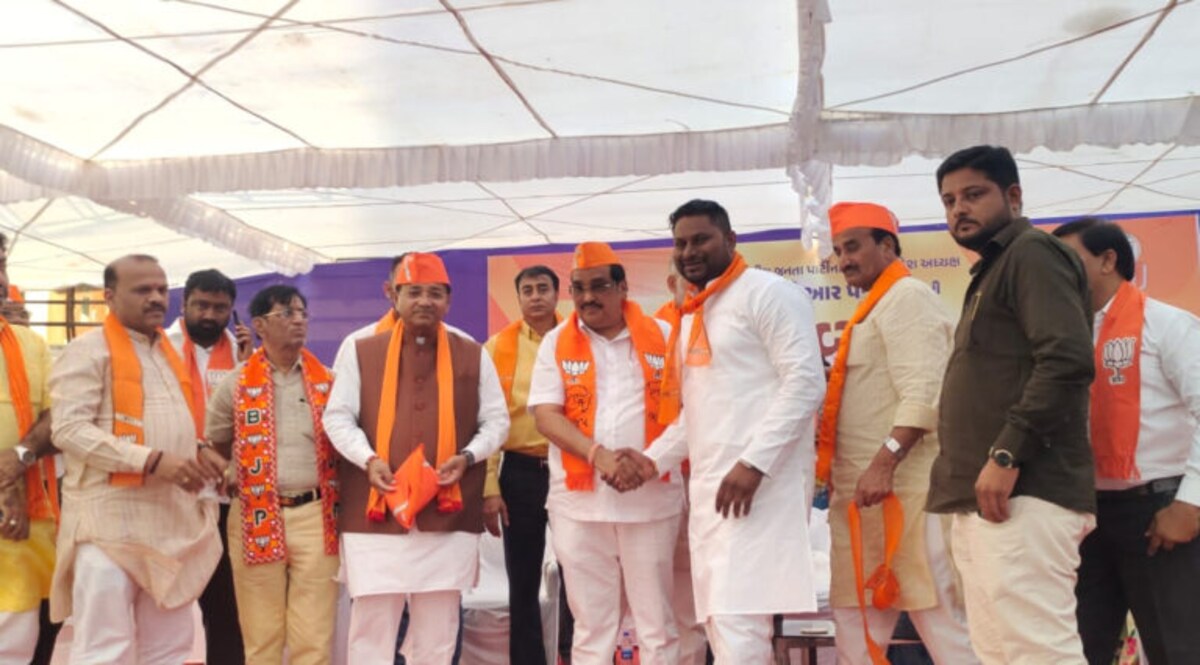 નવસારીમાં 2017ના ઉમેદવાર સહિત 5000 કોંગ્રેસીઓ ભાજપમાં જોડાયા gujarattak