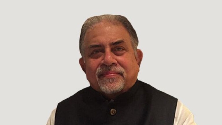 Congress ને મોટો ફટકો, ચૂંટણી પહેલા આ દિગ્ગજ નેતાએ આપ્યું રાજીનામું gujarattak