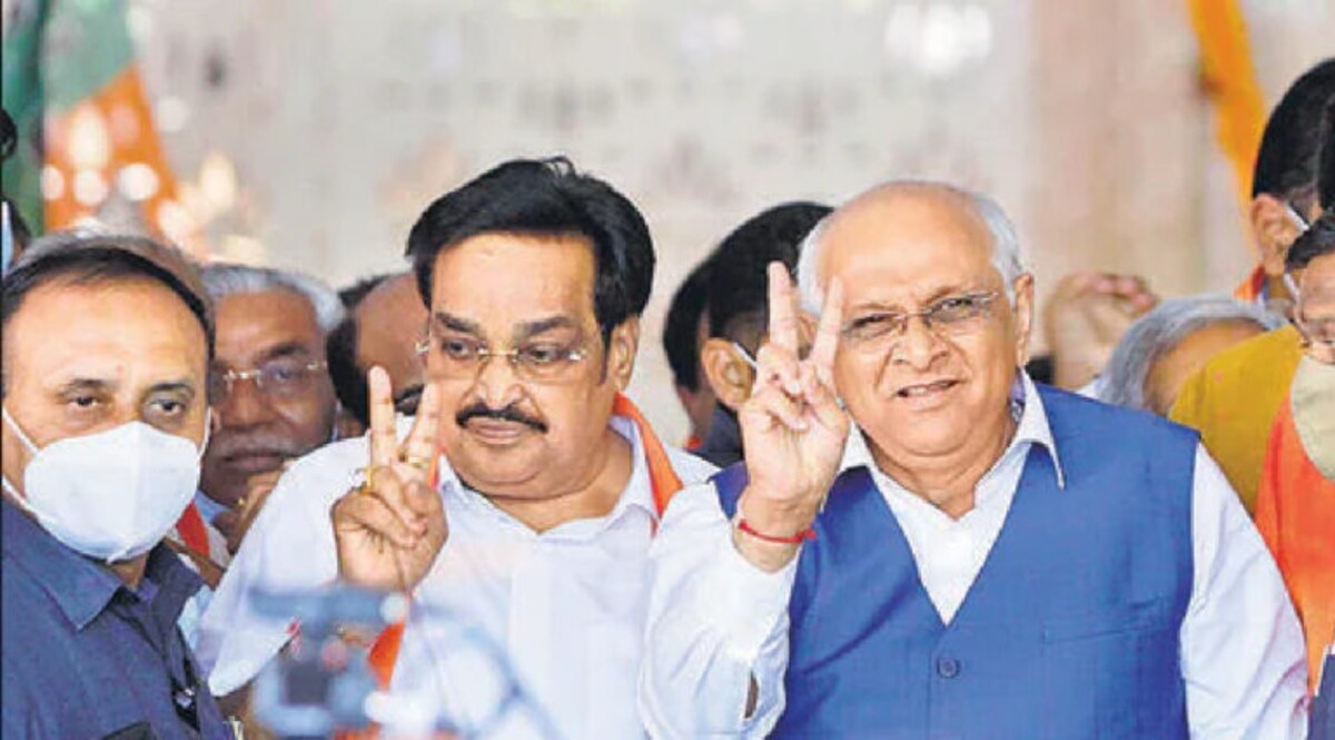 મુખ્યમંત્રી ભૂપેન્દ્ર પટેલ અને સી આર પાટીલને દિલ્હીનું તેડું gujarattak