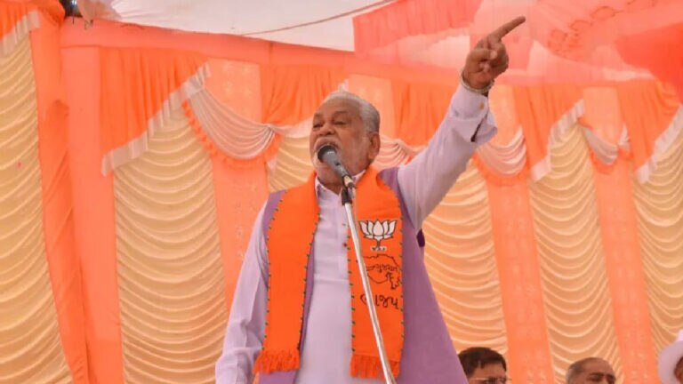 દિવસ દરમિયાન રુપાલાથી લઈ યોગી આદિત્યનાથ સુધીના ભાજપના સ્ટાર પ્રચારકો શું શું બોલ્યાઃ જાણો gujarattak