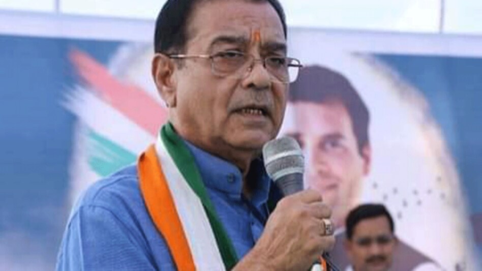 કોંગ્રેસનાં 11 ટર્મના MLA મોહનસિંહ રાઠવાનું રાજીનામું, કેસરિયા કરી પુત્રને અપાવશે ટિકિટ gujarattak