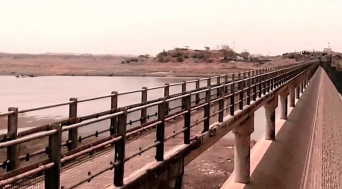 રાજકોટમાં દોઢ મહિનો ચાલે તેટલું જ પાણી બચ્યું ! કમિશનરે માગ્યું સરકાર પાસે પાણી gujarattak