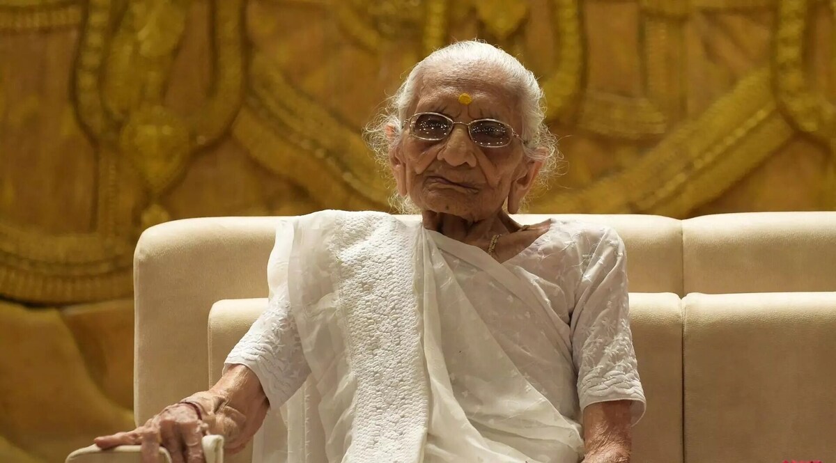 Heeraba Modi 100 વર્ષની ઉંમરે પણ પોતાના બધા કામ જાતે કરતા, જાણો શું હતું તેમની તંદુરસ્તીનું રહસ્ય gujarattak