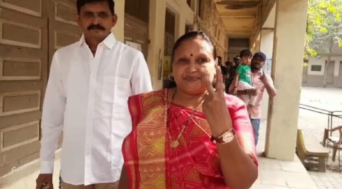 સાંસદ ગીતાબેન રાઠવાએ કવાટ ખાતે કર્યું મતદાન, તમામ બેઠકો જીતનો આશાવદ વ્યક્ત કર્યો gujarattak