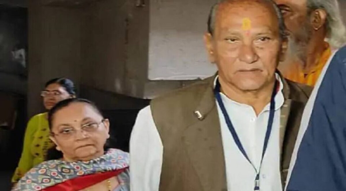 વડોદરામાં આઠમી વખત ચૂંટણી લડતા ‘કાકા’એ મતદાન બાદ કહ્યું, ‘1 લાખની લીડથી જીતીશ’ gujarattak