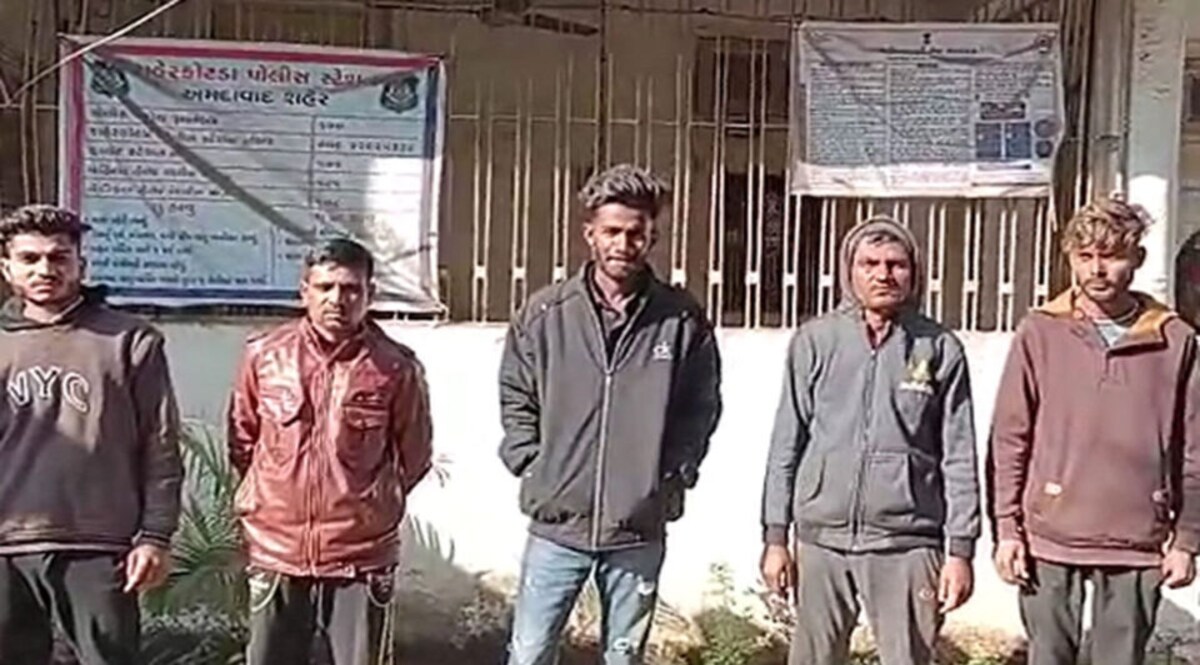 અમદાવાદમાં જૂથ અથડામણ બાદ પોલીસ પર પથ્થરમારો કરનાર 28 ની ધરપકડ gujarattak