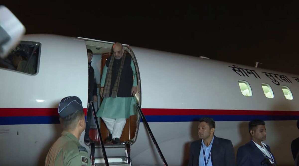 અમિત શાહના પ્લેનનું ગુવાહાટીમાં ઇમરજન્સી લેન્ડિંગ કરાવવું પડ્યું, જાણો ચોંકાવનારૂ કારણ gujarattak