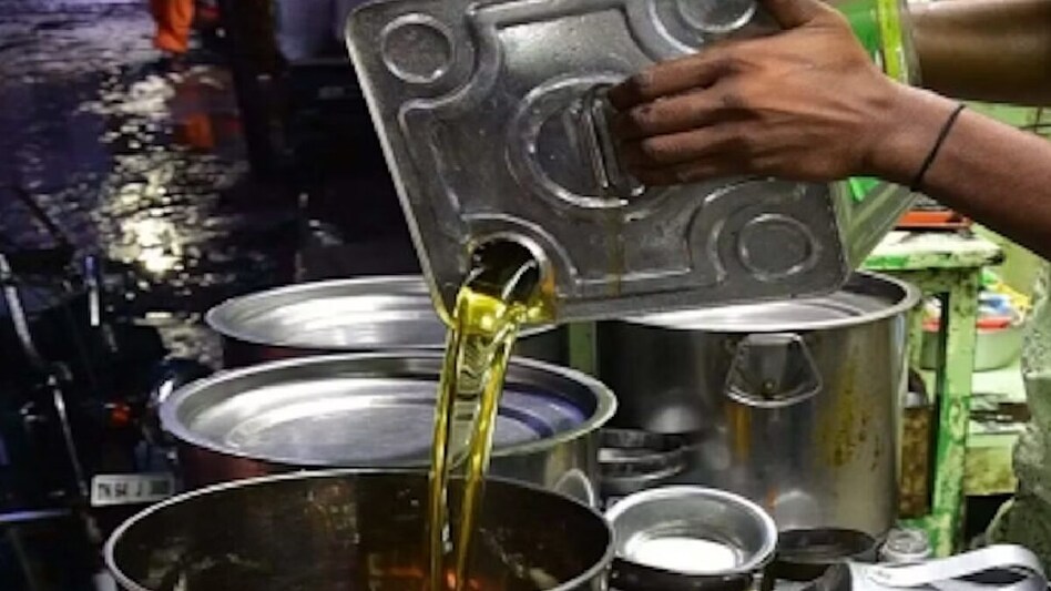 લગ્નગાળાની સિઝન વચ્ચે ફરી સિંગતેલ થયું મોંઘું, ડબ્બે 30 રૂપિયાનો વધારો gujarattak