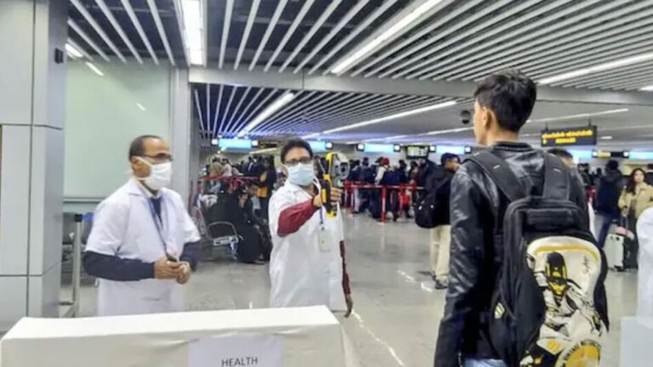 કોરોનાનો મહાવિસ્ફોટ અટકી ગયો, એરપોર્ટ પર જ 14 વેરિયન્ટને અટકાવી દેવામાં આવ્યા gujarattak