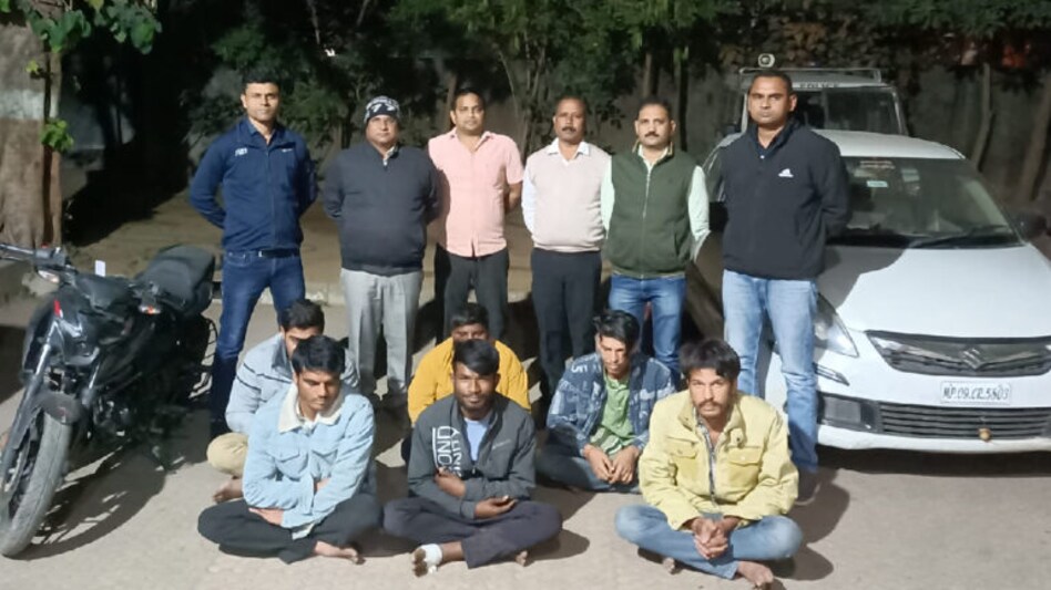 ગુજરાતમાં ચોરીને અંજામ આપે તે પહેલા નવસારી પોલીસે ગેંગને ઝડપી, મહારાષ્ટ્ર-સુરેન્દ્રનગરના કેસનો ભેદ ઉકેલાયો gujarattak
