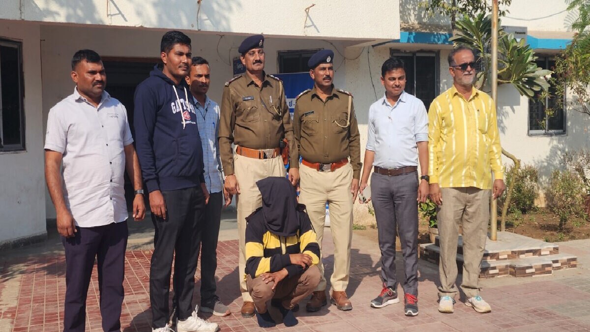 ડ્રગ્સનું દૂષણ ગ્રામ્ય વિસ્તાર સુધી પહોંચ્યું, સિદ્ધપુરથી 1.31 લાખનો ડ્રગ્સનો જથ્થો ઝડપાયો gujarattak