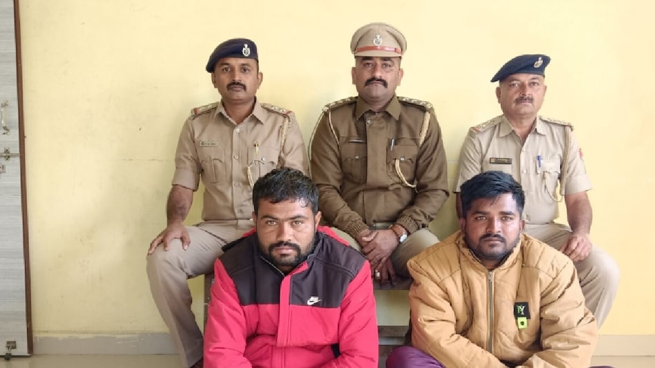 વન વિભાગનો સફાયો, નીલગાયનો શિકાર કરનારા બે શિકારીઓને ઝડપી પાડયા gujarattak