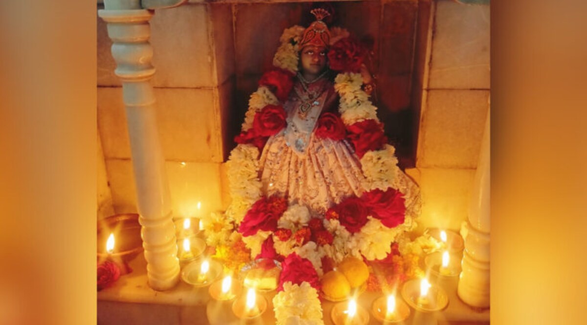 અંબાજીઃ વસંત પંચમીએ કોટેશ્વર ખાતે આવેલા સરસ્વતી મંદીરમાં પુજા અર્ચના કરાઈ gujarattak