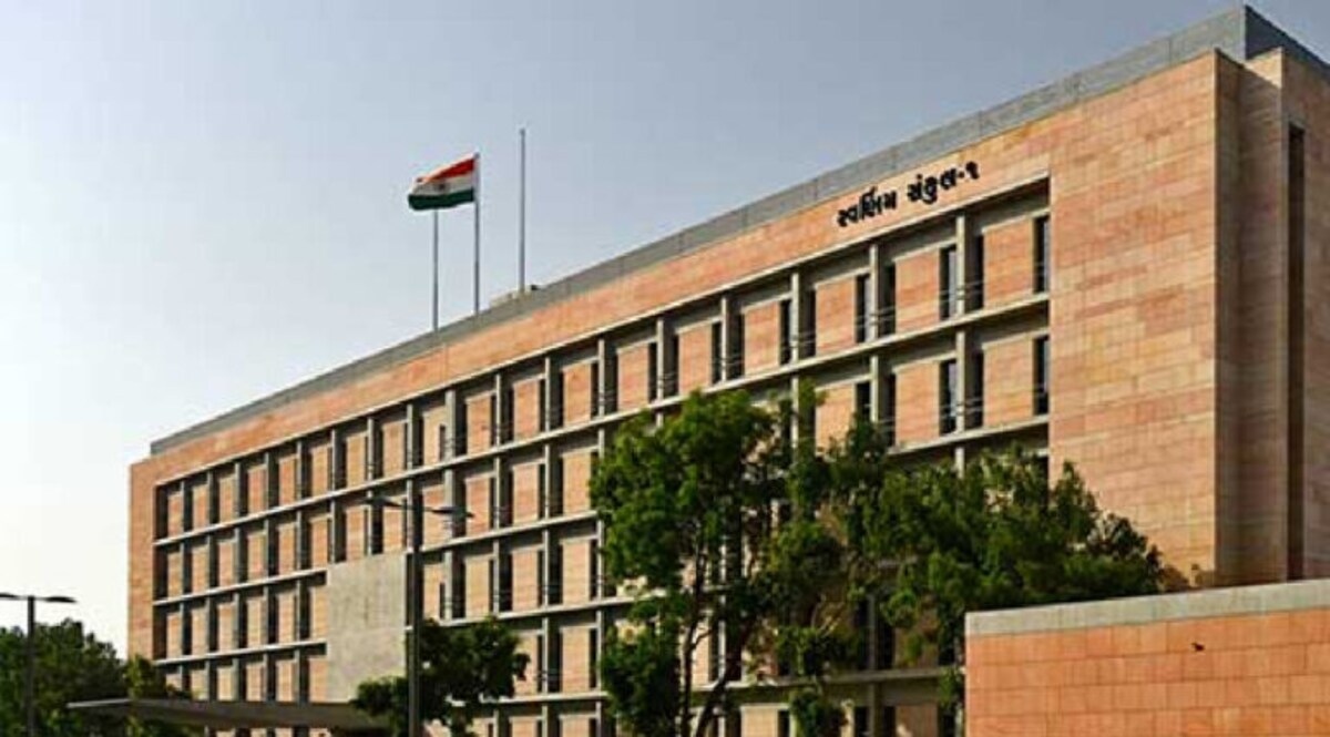 ગુજરાતના આ વિભાગમાંથી પકડાયા સૌથી વધારે લાંચિયાઓ, જાણો કયા ડિપાર્ટમેન્ટમાં લાલચુઓ વધુ gujarattak