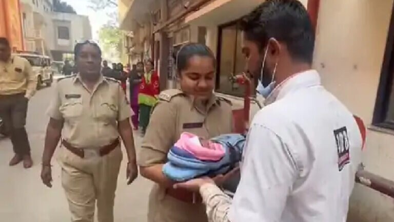 વડોદરાઃ સગાઈમાં બંધાયા શારીરિક સંબંધો, લગ્નના બે દિવસ પહેલા બાળક જન્મતા કચરામાં ફેંકી દીધું gujarattak