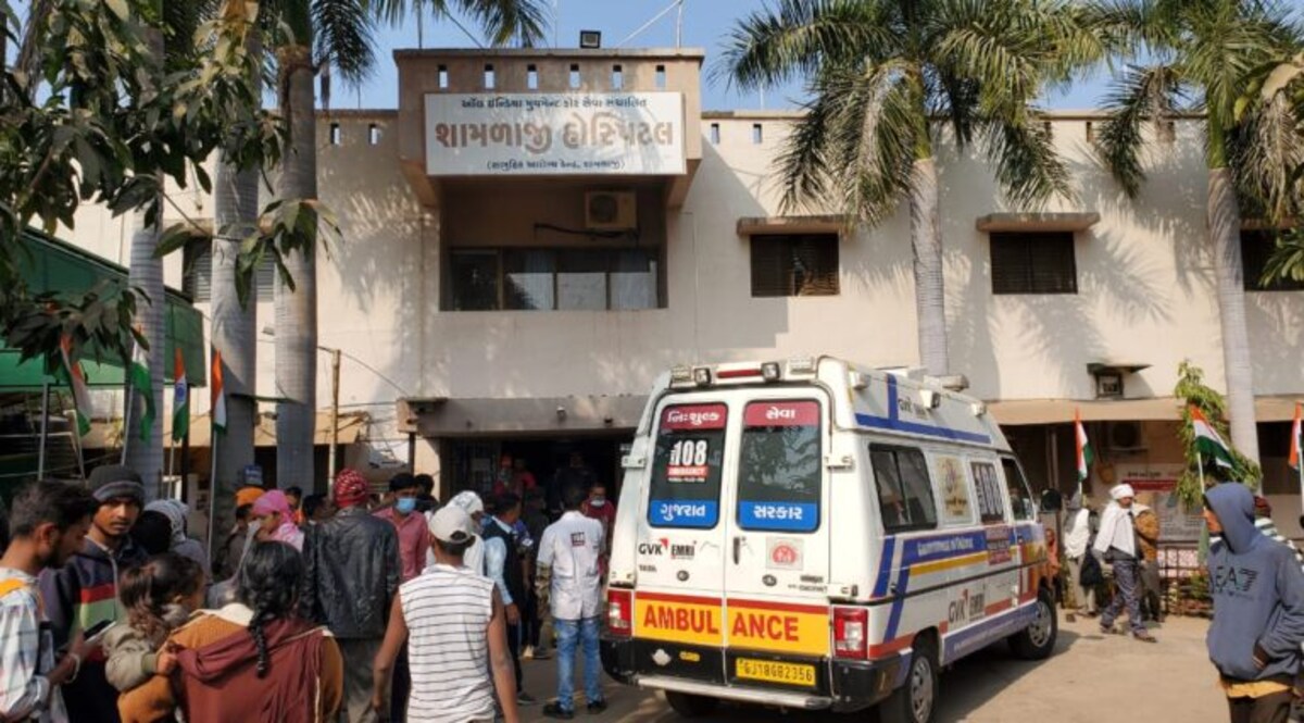 BREAKING: અરવલ્લીમાં ગામના જમાઈના બેસણામાં જતા સમયે આઈસર પલટી, 50થી વધુ મુસાફરો ઈજાગ્રસ્ત gujarattak