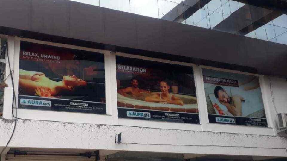 સ્ટેચ્યુ ઓફ યુનિટી નજીક હોટલ નીચે સ્પાની આડમાં ચાલતા દેહ વ્યાપારનો પર્દાફાશ, 3 રૂપ લલના પકડાઈ gujarattak