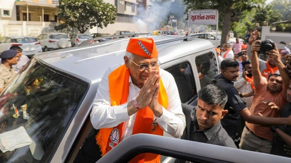 18 વર્ષે ગુજરાતના મુખ્યમંત્રીની કાર બદલાઈ, હવે સ્કોર્પિયો નહીં આ મોંઘીદાટ કારમાં ફરશે CM ભૂપેન્દ્ર પટેલ gujarattak