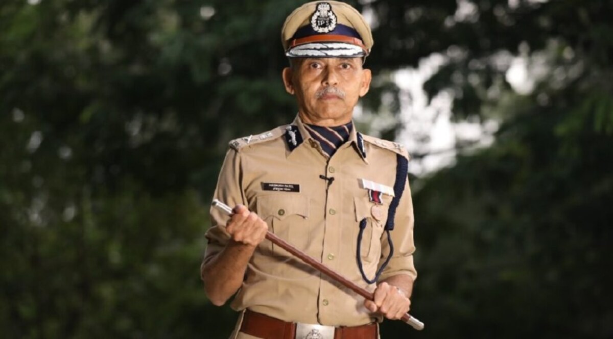જુનિયર ક્લાર્કના પેપરલીક કાંડ બાદ IPS હસમુખ પટેલને સોંપાઈ પંચાયત સેવા પસંદગી મંડળની જવાબદારી gujarattak