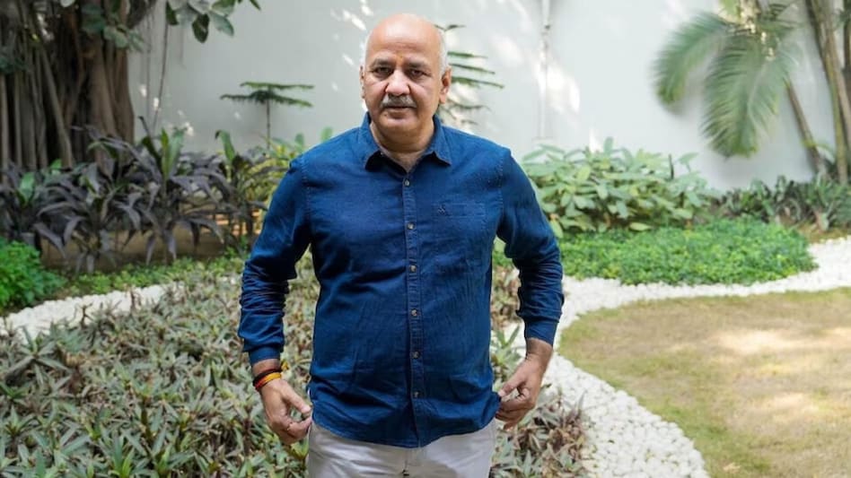 Breaking: મનીષ સિસોદિયા અને સત્યેન્દ્ર જૈને આપ્યું રાજીનામું gujarattak