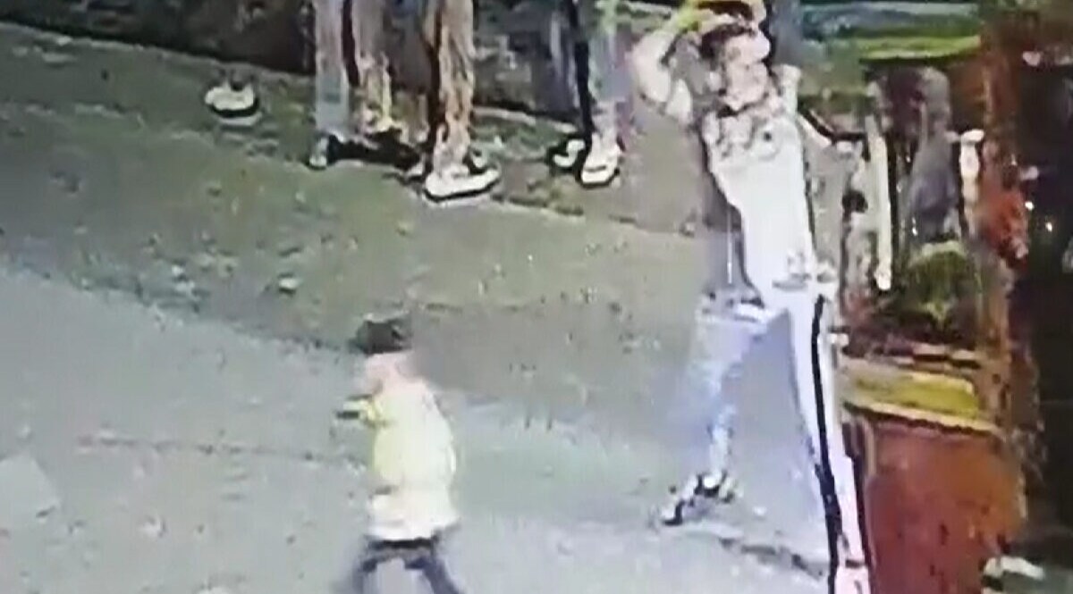 હર્ષ સંઘવીના શહેરમાં ગુનેગારો બેખોફ, નગ્ન તલવાર સાથે ખુલ્લેઆમ સાથે ફરતા શખ્સે જુઓ શું કર્યું ? gujarattak