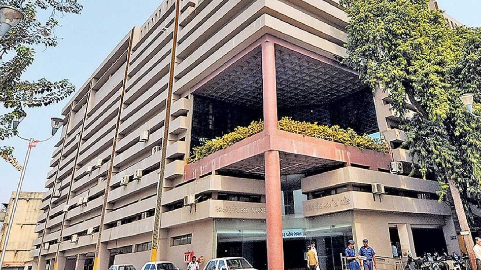 અમદાવાદી મહિલાઓમાં જોવા મળ્યો અનોખો ક્રેઝ, લગ્ન વગર સિંગલ મધર બનવાનો આંકડો છે ચોકાવનારો gujarattak