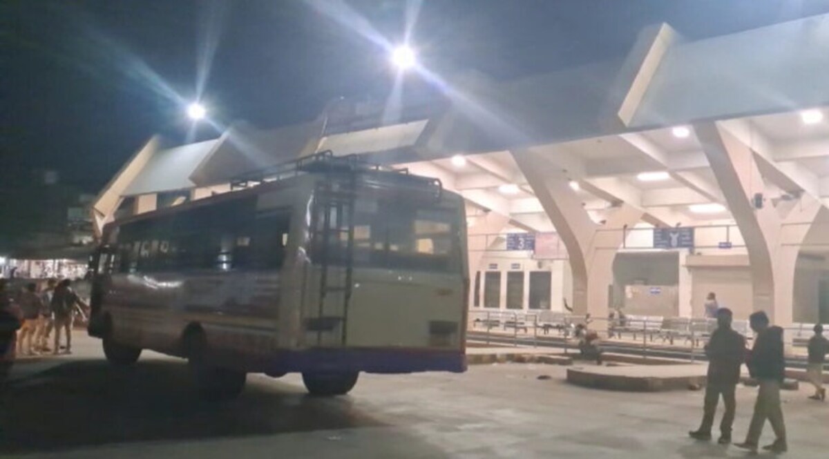 પંચમહાલઃ શહેરા બસ સ્ટેન્ડની કચરાપેટી પાસે કડકડતી ઠંડીમાં ભ્રૂણ ત્યજી દીધું gujarattak