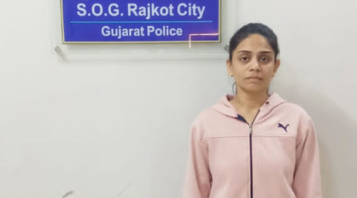 પોલીસ બનવાની ઈચ્છા ધરાવતી યુવતી રાજકોટમાં ડ્રગ્સ સાથે ઝડપાઇ, અગાઉ ડ્રગ્સ લેતા ઝડપાઇ હતી gujarattak