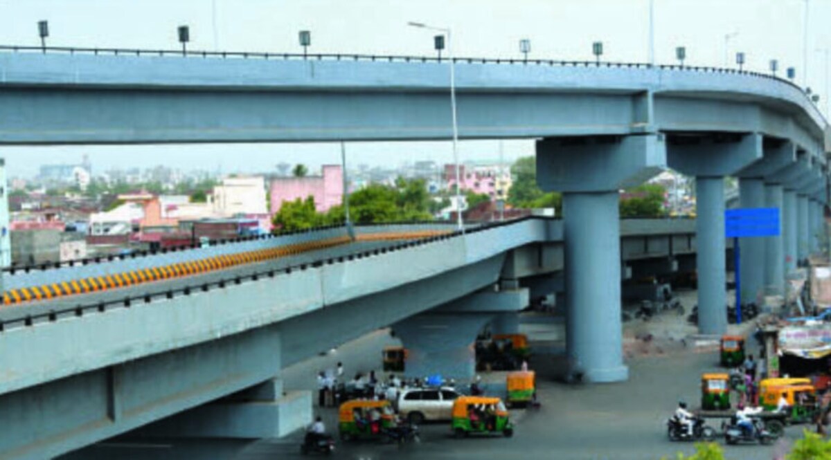 અમદાવાદઃ ડબલ ફ્લાયઓવર બ્રીજ પરથી વધુ એક મહિલાએ કર્યું સ્યુસાઈડ, 1 મહિનામાં ચોથી ઘટના gujarattak