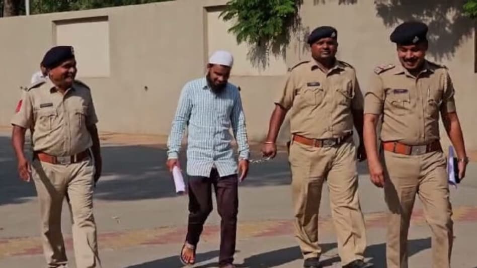 ખેડામાં સગીર દીકરી પર દુષ્કર્મ કરનાર સાવકા પિતાને કોર્ટે આપી ફાંસી gujarattak