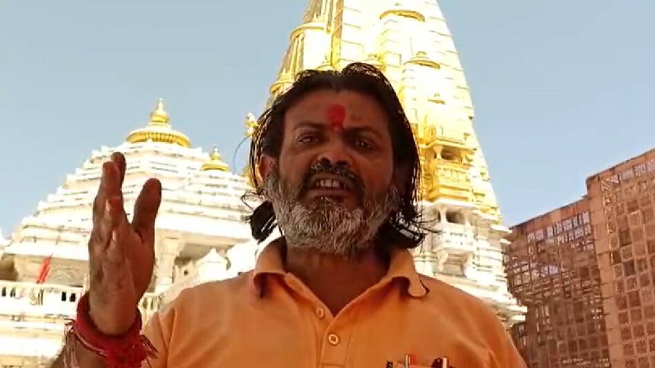 Ambaji: મોહનથાળ મુદ્દે ભાજપના નેતાએ ધરી દીધું રાજીનામું કહ્યું, ભગવાન પહેલા પક્ષ પછી gujarattak