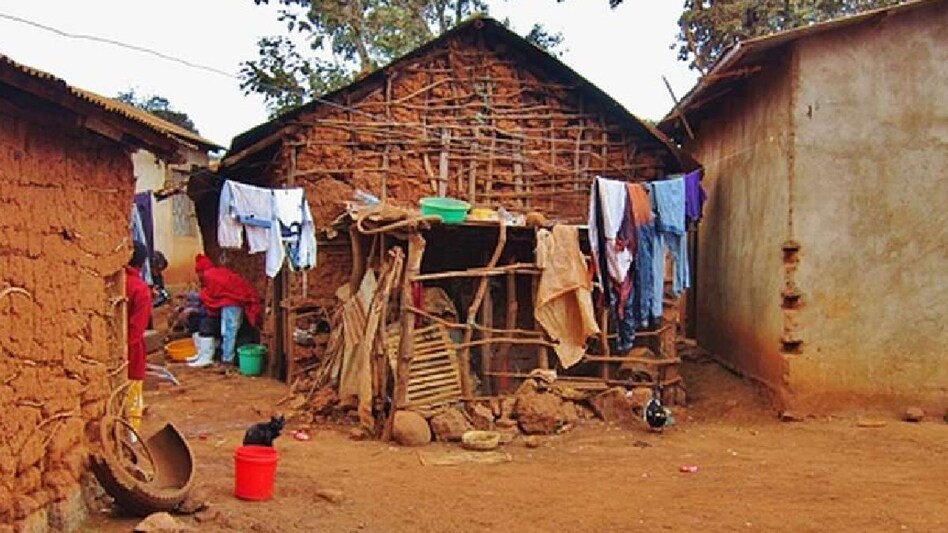 ગુજરાતમાં ગરીબી વધી, રાજ્યમાં ત્રીજા ભાગની વસ્તી ગરીબી રેખાથી નીચે જીવે છે gujarattak