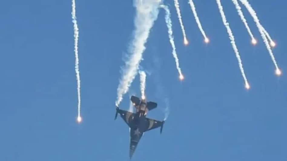 Usa Airstrikes News Update: સીરિયામાં ઈરાનના હથિયારોના ગોડાઉન પર અમેરિકાની એર સ્ટ્રાઈક, 9 લોકોના મોત gujarattak