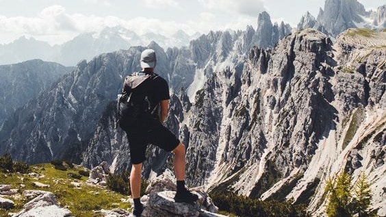 Why travelling solo is the hottest travel trend for every season