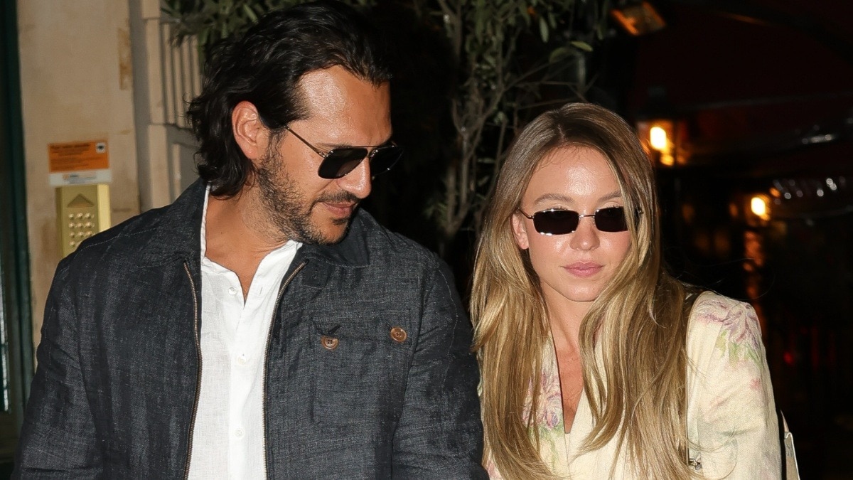 Johnathan Davino and Sydney Sweeney show us how to stay friends as exes